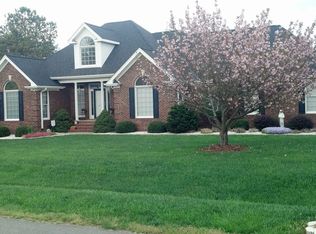 2132 Hathaway Ln, Graham, NC 27253