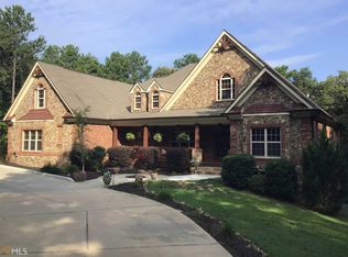 3821 Creek View Cir, Loganville, GA 30052