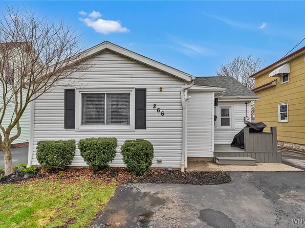 266 Bellevue Ave, Depew, NY 14043