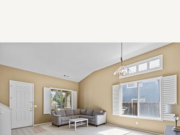 3rd image of 1837 Roseleaf Dr