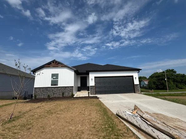 1413 S Barnard Way, Republic, MO 65738
