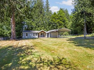 4116 Essex St NW, Bremerton, WA 98310