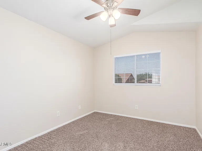 12545 W Cambridge Ave — Photo 25