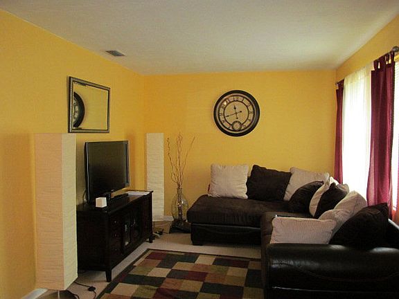 4th image of 1134 Live Oak Ave
