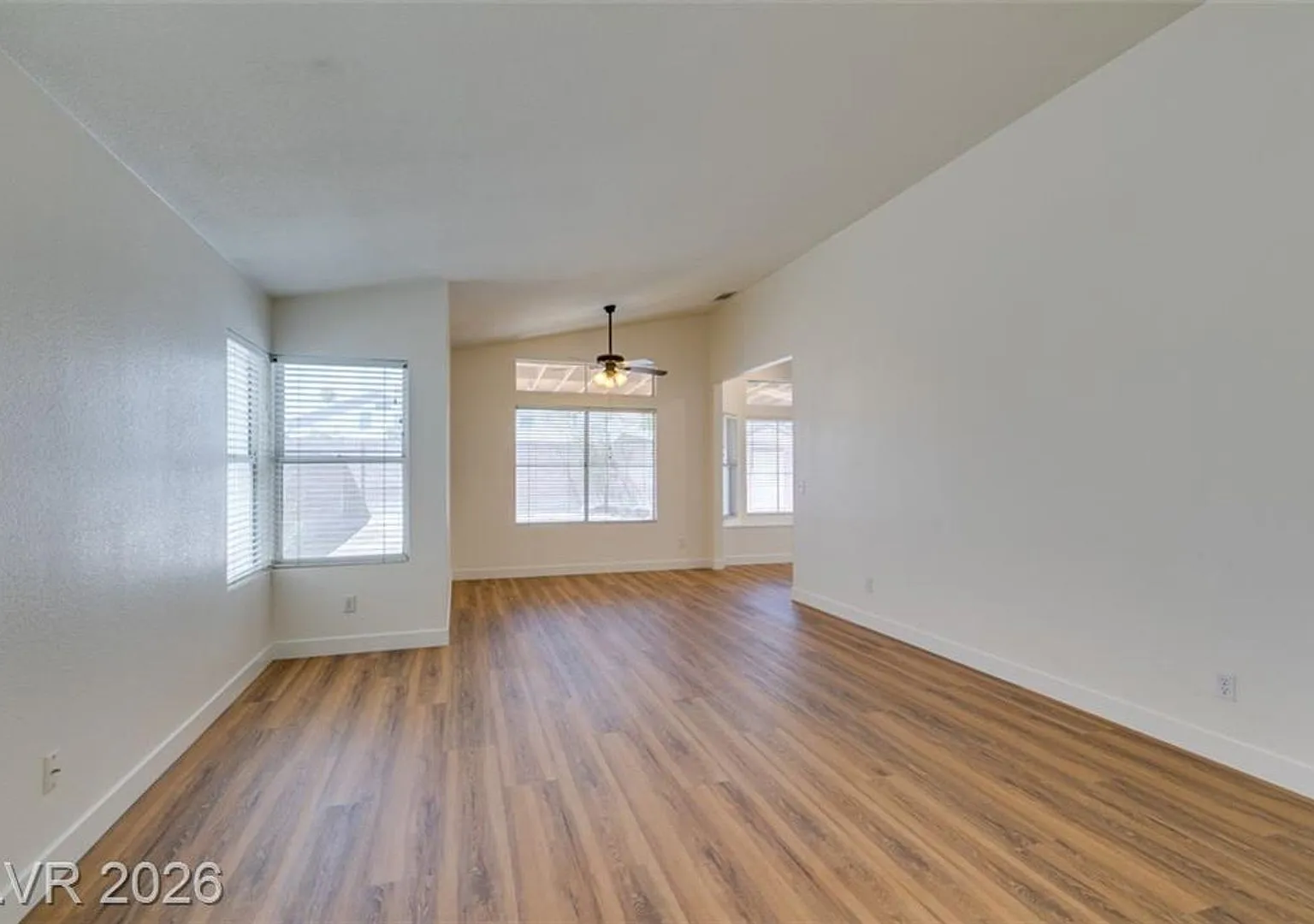Charming Single-Story Home with Den, Covered Patio & Walk-In Closet — Photo 3
