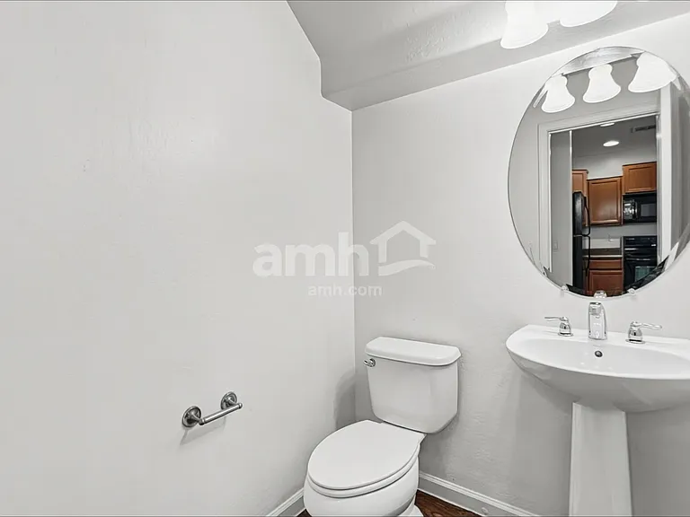 20025 N 20th St #132 — Photo 8