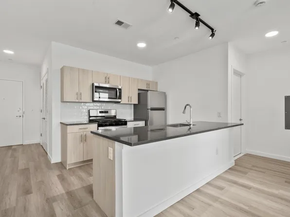 117-121 Prospect Ave #305, Bayonne, NJ 07002
