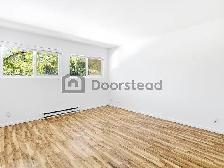12700 NE 8th St #E303 — Photo 29
