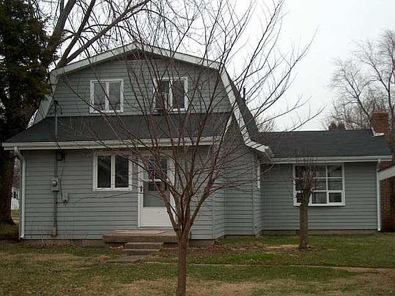 2nd image of 1376 E Evans Ave