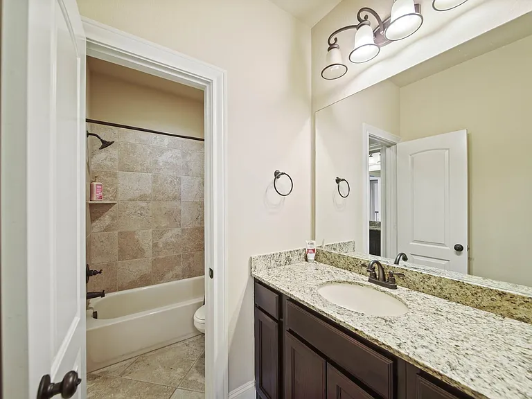 2523 Crossvine Dr — Photo 21