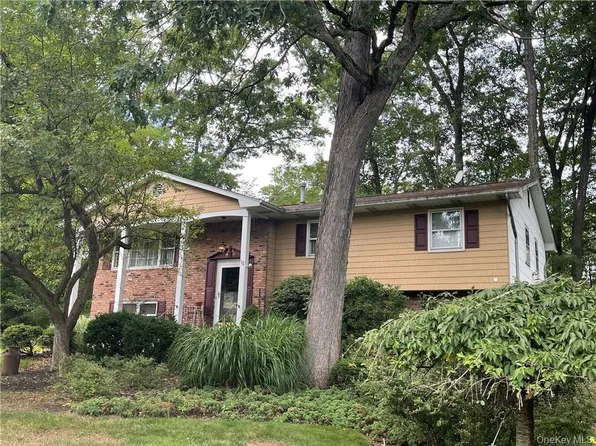 6 Punta Road, New City, NY 10956