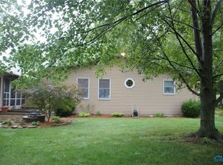 28528 Bowman Rd, Defiance, OH 43512