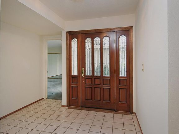 4th image of 1109 Holly Oak Cir