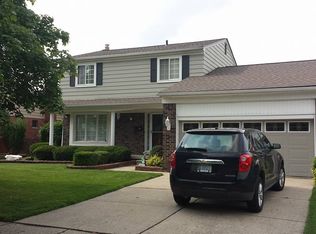 35542 Leon St, Livonia, MI 48150