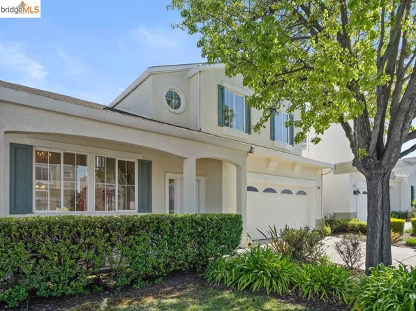 342 Shipwatch Ln, Hercules, CA 94547