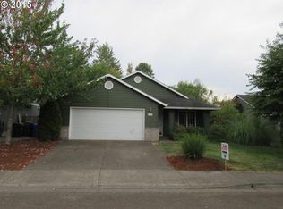 1418 Meadowlawn Pl, Molalla, OR 97038
