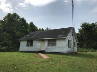 405 Mason Lake Rd, Puryear, TN 38251