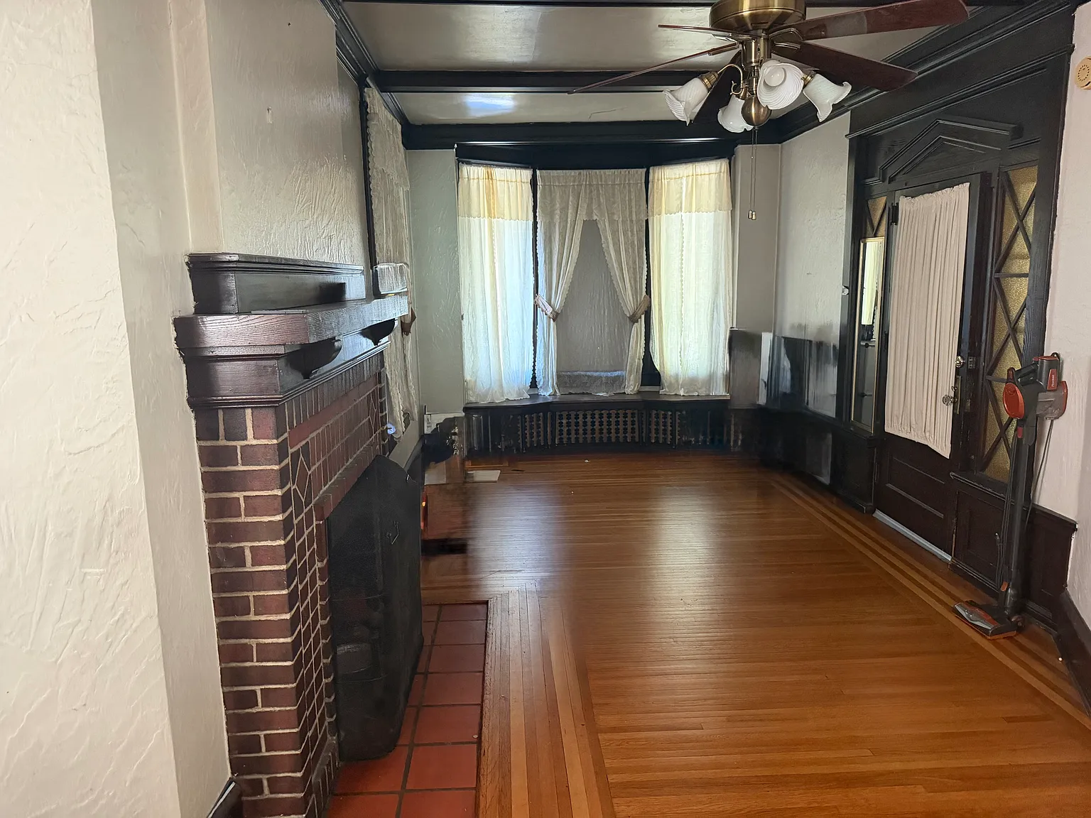 2 bed, 1100 sqft, $1,250 — Photo 4