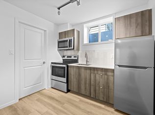 16210 103a Ave NW Basement 16216, Edmonton, AB T5P 4Y5