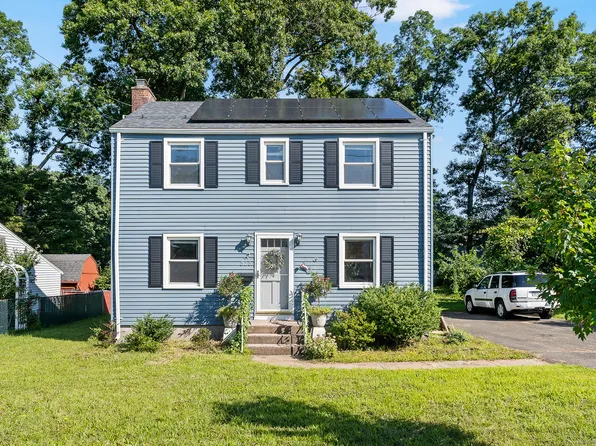 325 Middle Turnpike West, Manchester, CT 06040