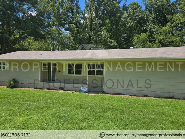 702 Cooper Rd