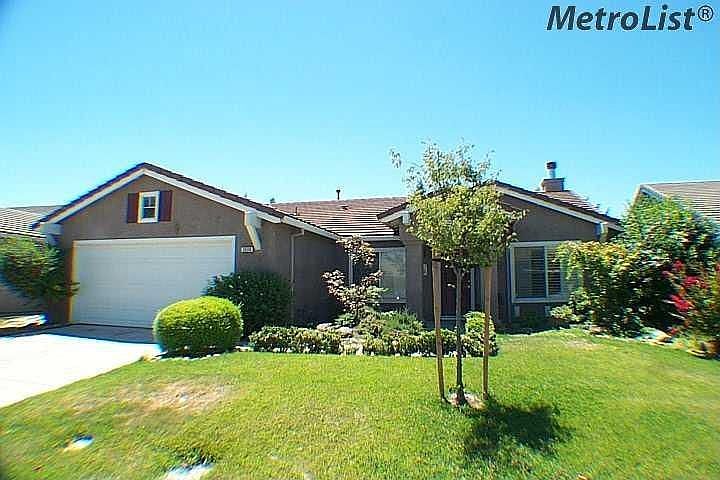 1st image of 3538 Des Moines Dr