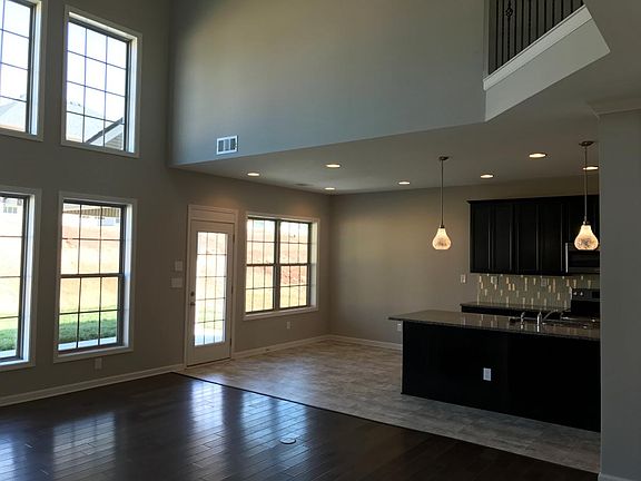 5th image of 1724 Glen Shady Blvd