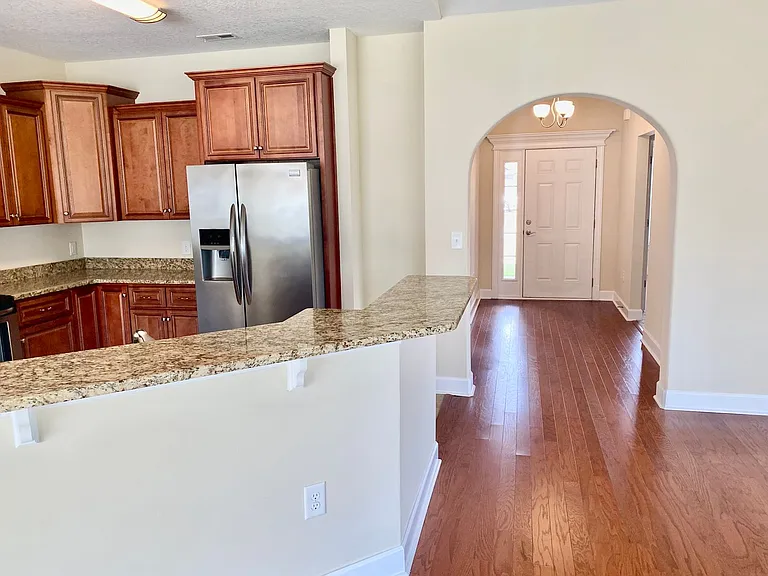 117 Bridgeway Dr — Photo 10
