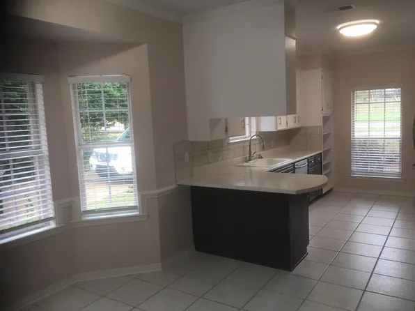 3030 Keats Dr, Pensacola, FL 32503
