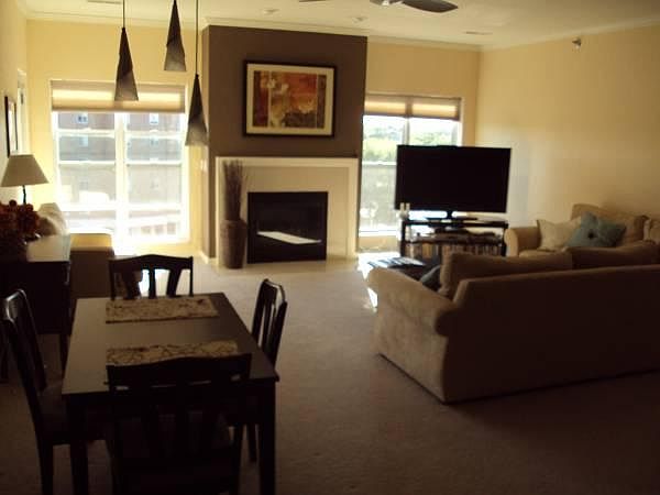 1st image of 1220 E Locust St APT 407