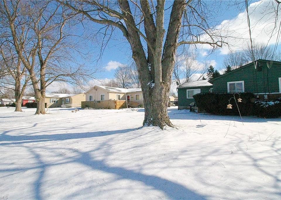 1st image of 4755 & 4759 Hudson Dr