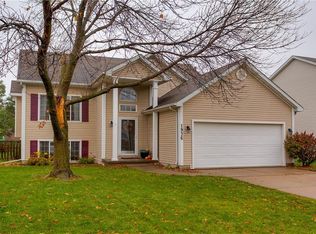 1976 NW 158th St, Clive, IA 50325