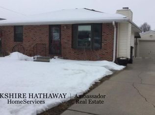 525 W Dawes Ave, Lincoln, NE 68521