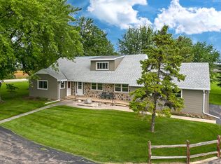 N7986 Stommel Rd, SHERWOOD, WI 54169