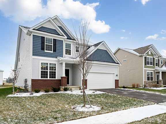 2nd image of 304 Lemming Dr
