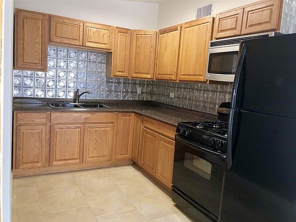2nd image of 2644 S Las Palmas Vista Ave
