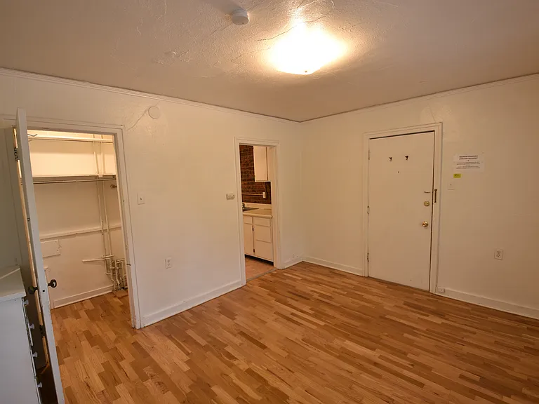1145 Pennsylvania Ave #2 — Photo 9