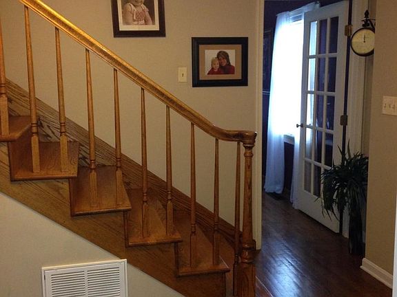 4th image of 7856 Grace Cir