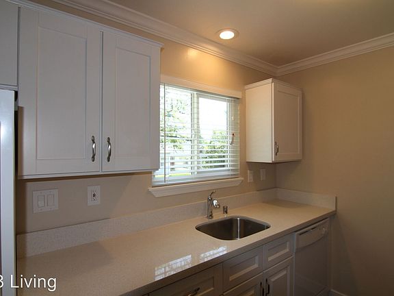 2nd image of 555 S 8th St APT 04