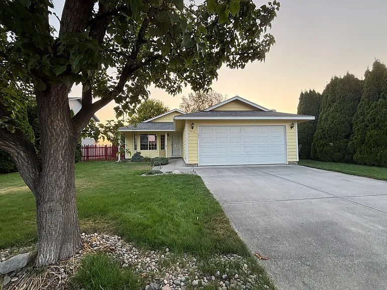 5416 Koufax Ln — Photo 1