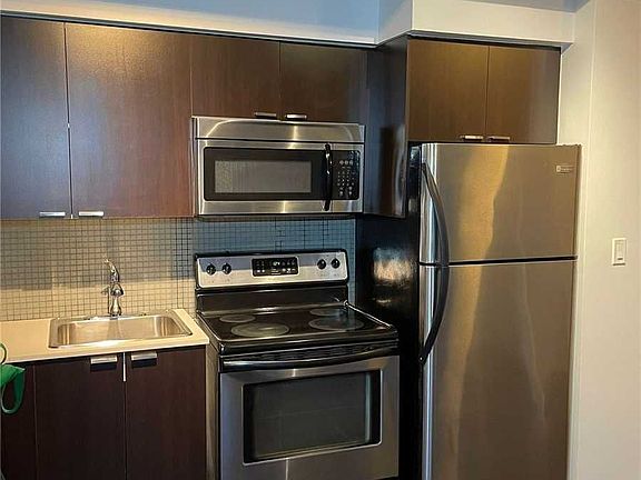 4th image of 35 Hayden St #204