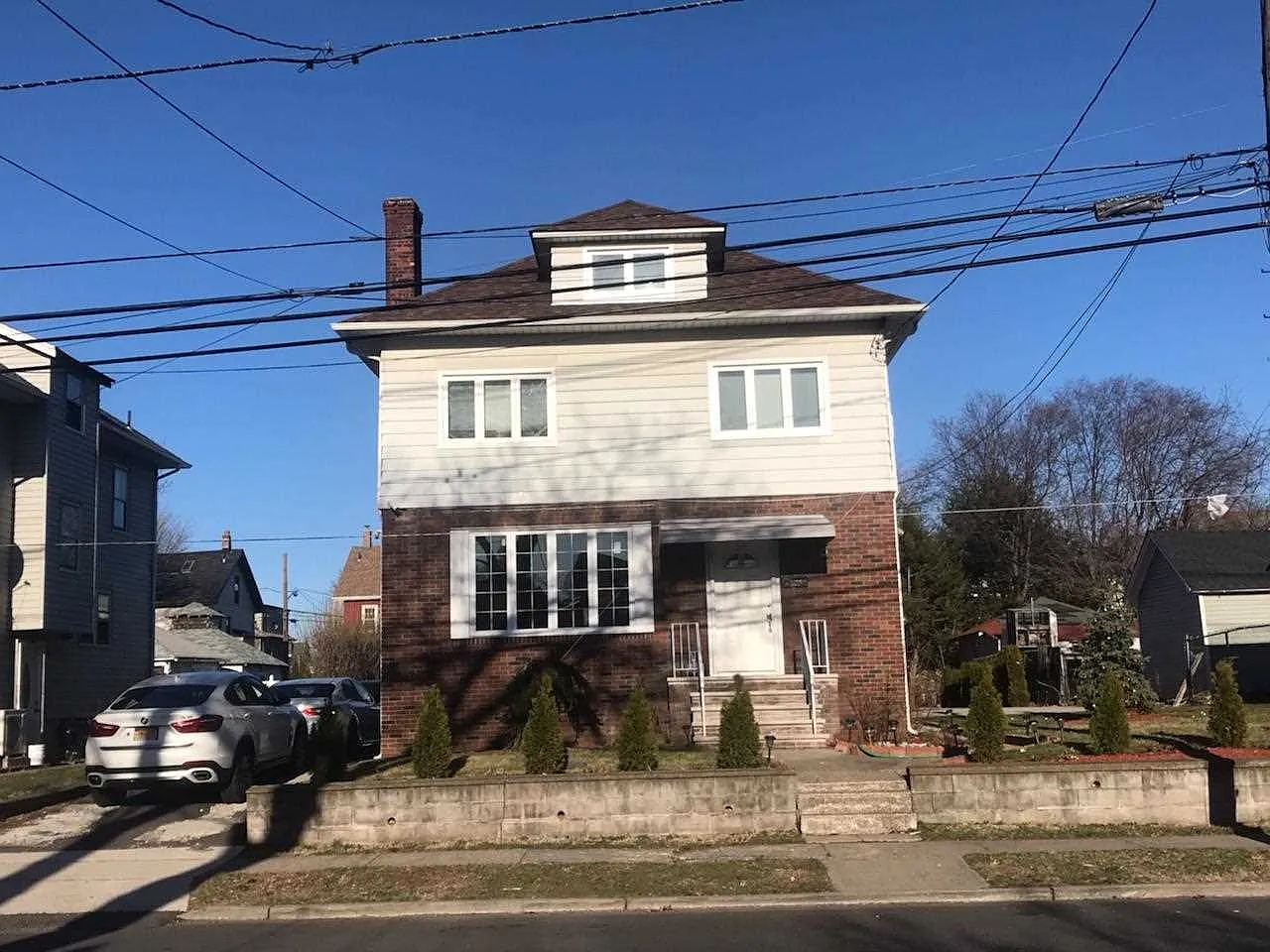 264 3rd St photo 1