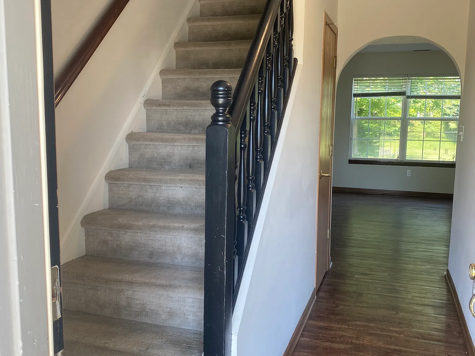 3 bed, 2.5 bath, 1440 sqft, $2,050 — Photo 3