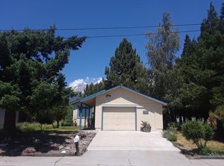 412 Alder St, Mount Shasta, CA 96067