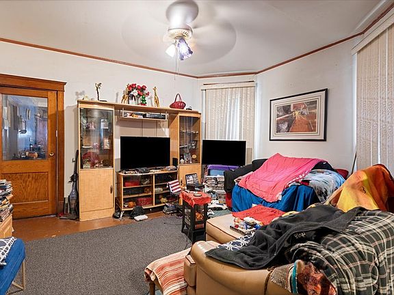 4th image of 5937 S Maplewood Ave