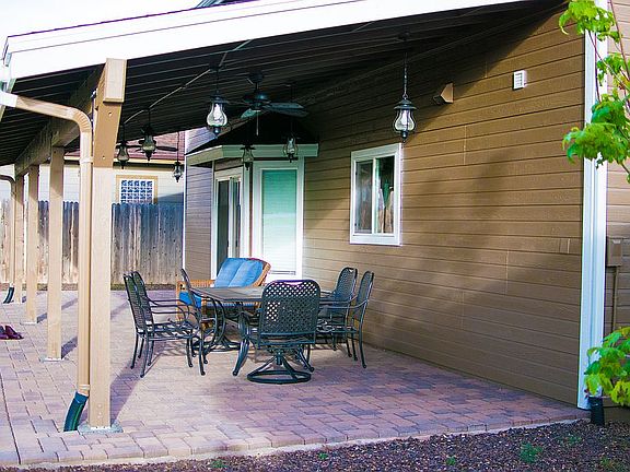 3rd image of 11440 Greenfield Dr