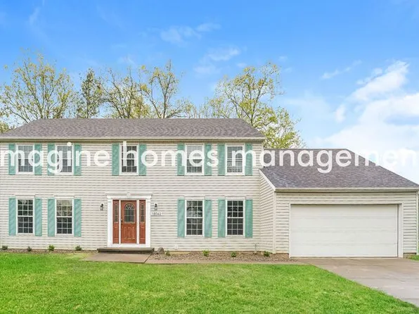 18042 W Bend Dr, Strongsville, OH 44136