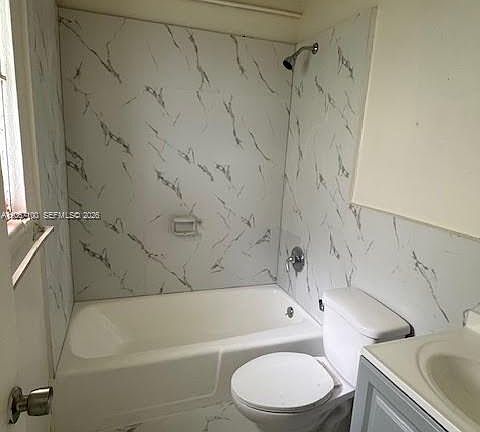 4th image of 134 SW 3rd Ct #134