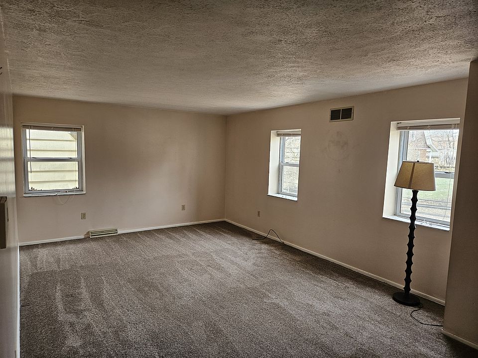 1st image of 441 6th St
