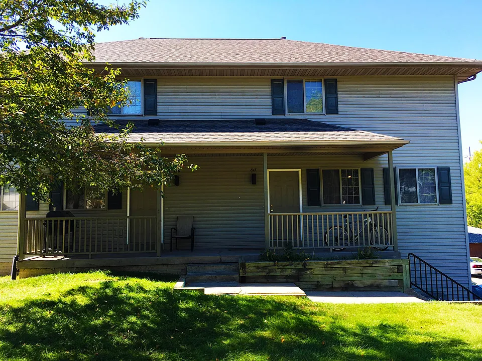 817 Gilbert Ct